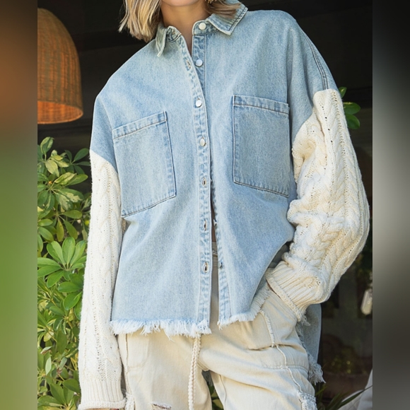NEW! FABULOUS CHIC BOHO Contrast Sweater Sleeve Button Down Collared Shacket - Picture 3 of 7
